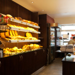 Bäckerei Rückbuffet Regal Ladenbau Ladeneinrichtung